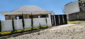 Photo - 6bdrm Villa in Legetafo Area, Oromia-Finfinne for sale