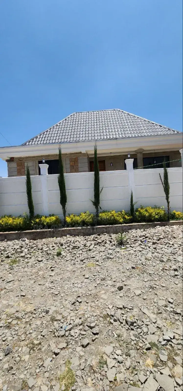 6bdrm Villa in Legetafo Area, Oromia-Finfinne for sale