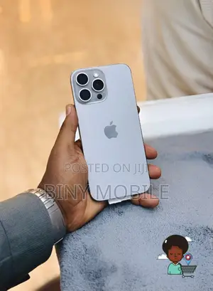 New Apple iPhone 16 Pro Max 256 GB Black