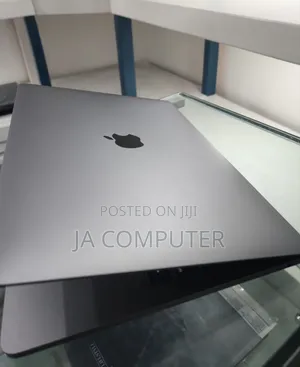 New Laptop Apple MacBook Pro 2019 8GB Intel Core I5 SSD 128GB