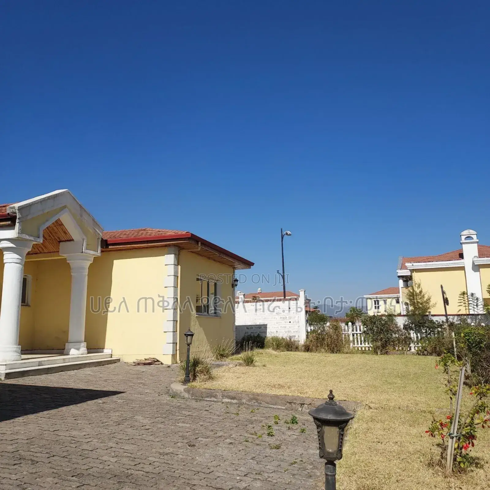 Furnished 6bdrm Villa in Ccd Real State, Oromia-Finfinne for sale