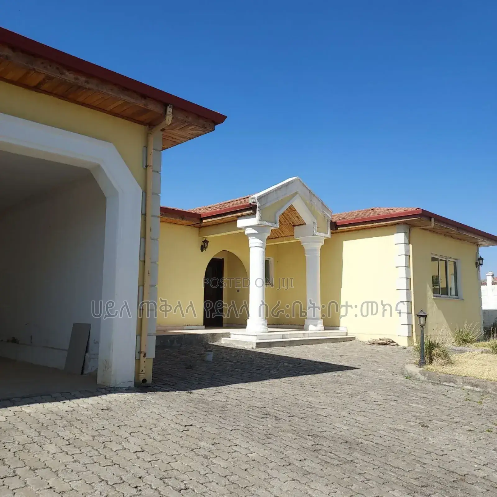 Furnished 6bdrm Villa in Ccd Real State, Oromia-Finfinne for sale