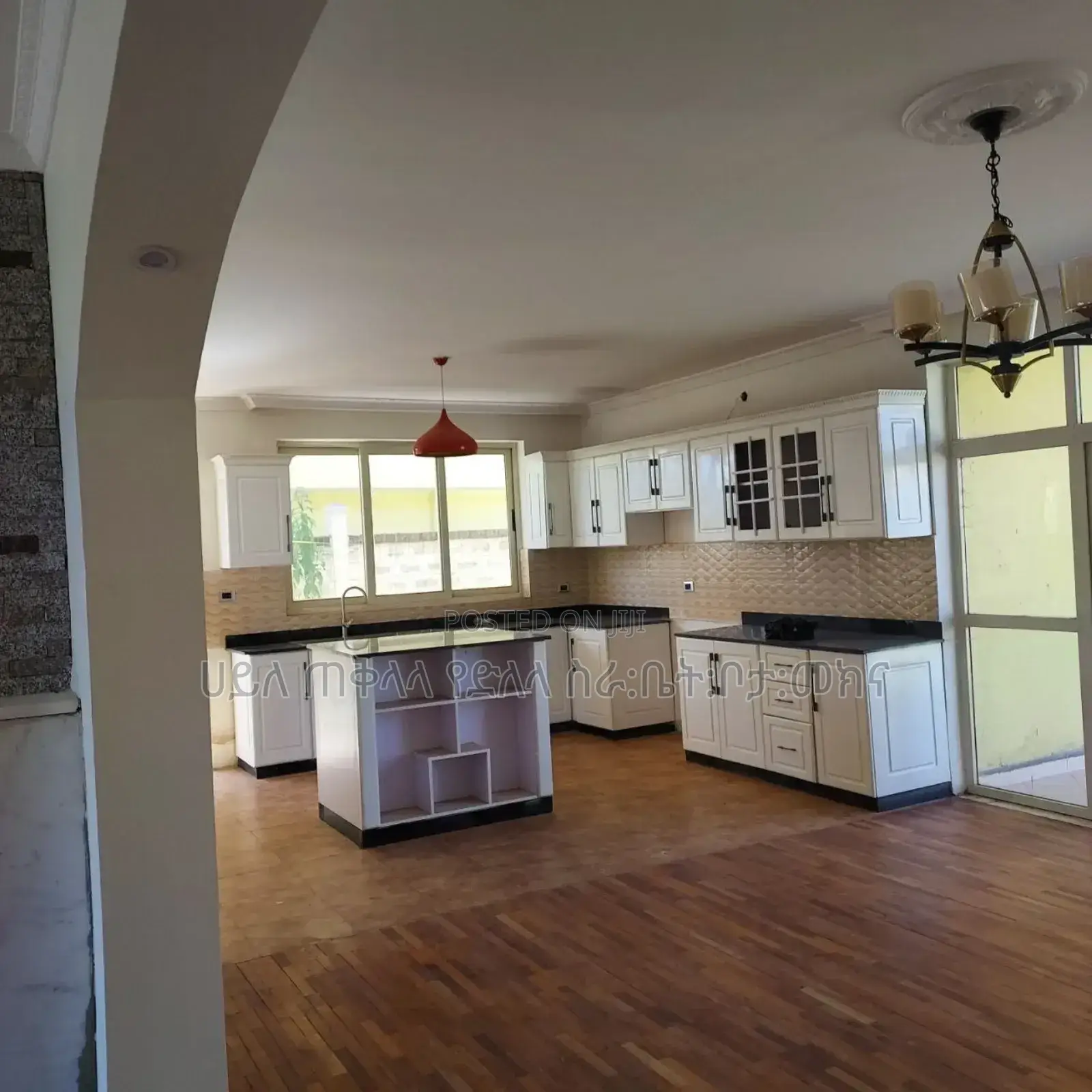 Furnished 6bdrm Villa in Ccd Real State, Oromia-Finfinne for sale