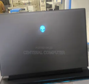 New Laptop Alienware M17x R2 32GB Intel Core I9 SSD 1T