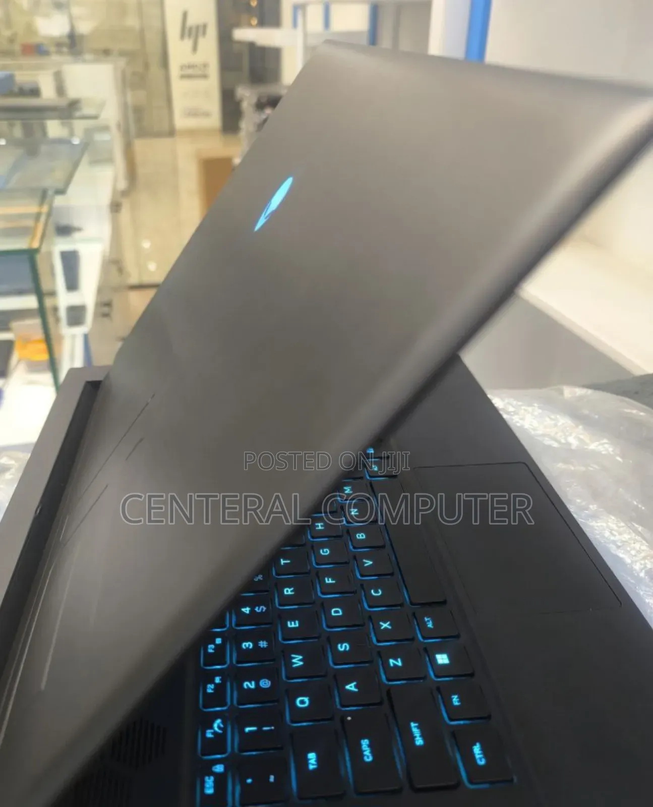 New Laptop Alienware M17x R2 32GB Intel Core I9 SSD 1T