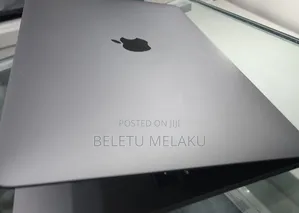 Photo - New Laptop Apple MacBook Pro 2019 8GB Intel Core I5 SSD 128GB