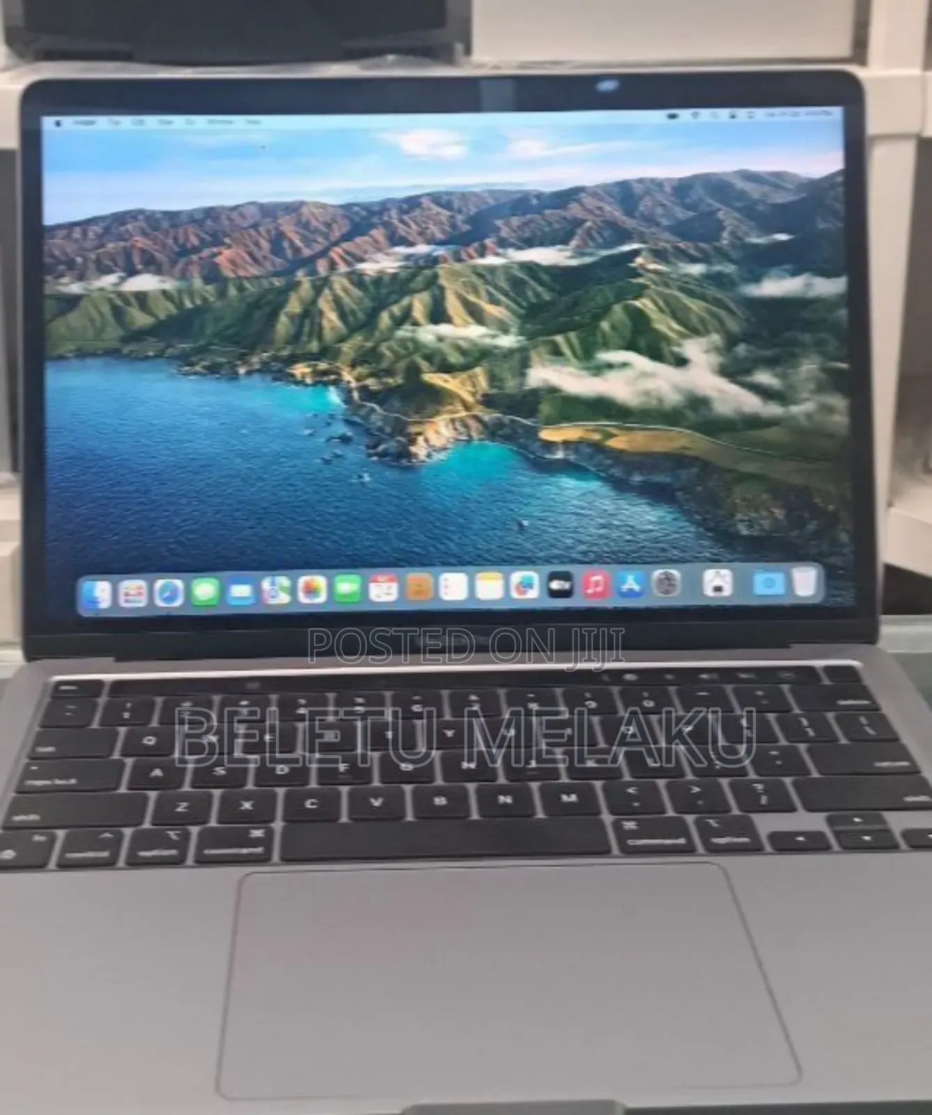 New Laptop Apple MacBook Pro 2019 8GB Intel Core I5 SSD 128GB