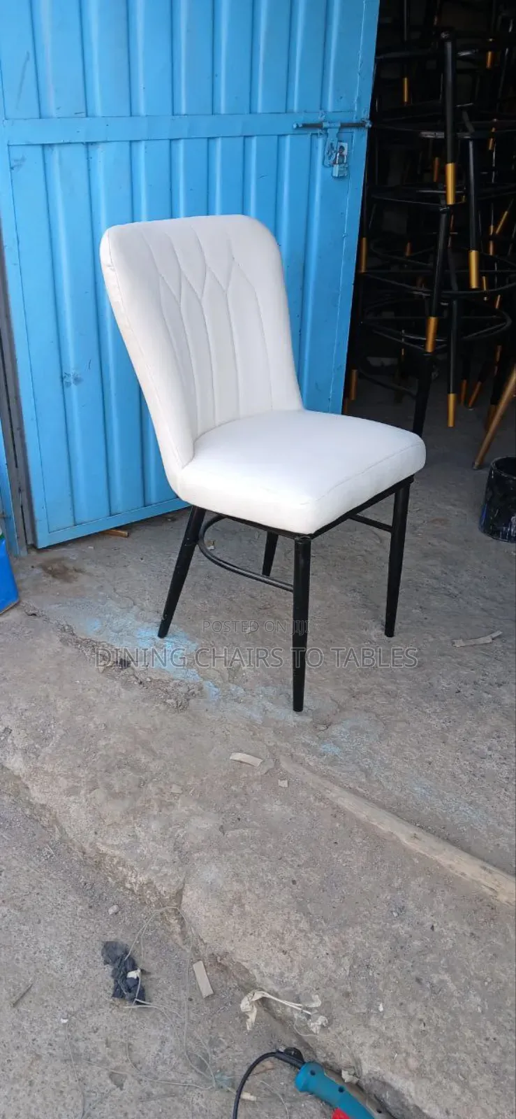 Dining Chairs to Tables የካፌ የሬስቶራንት የሆቴል የባር ወምበርና ጠረጼዛ