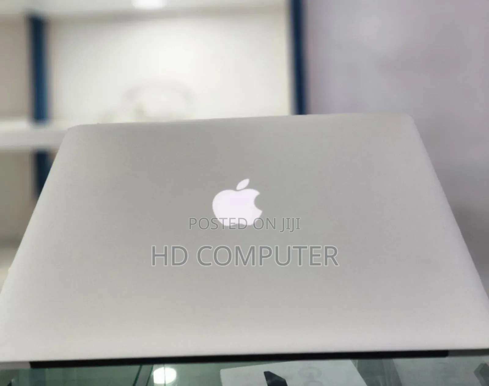 New Laptop Apple MacBook Air 2017 6GB Intel Core I7 SSD 256GB