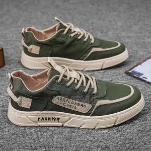 Photo - Men's Shoes Size 43