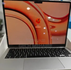 Photo - New Laptop Apple MacBook Air 2022 M2 8GB Apple M2 SSD 256GB