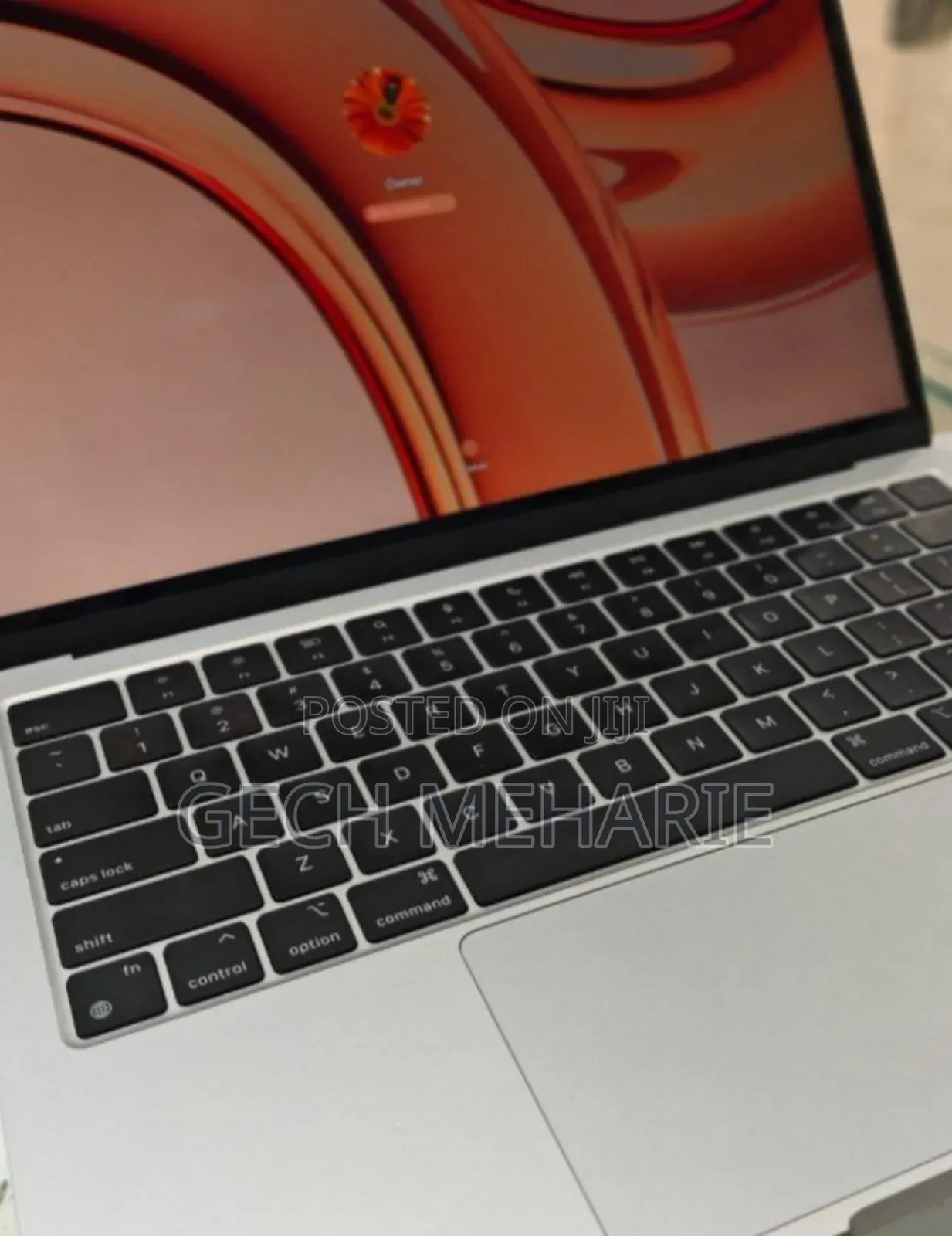 New Laptop Apple MacBook Air 2022 M2 8GB Apple M2 SSD 256GB