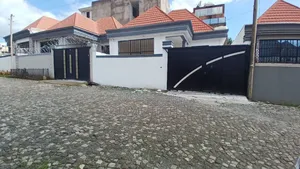 Furnished 3bdrm Villa in Summit, Bole for sale