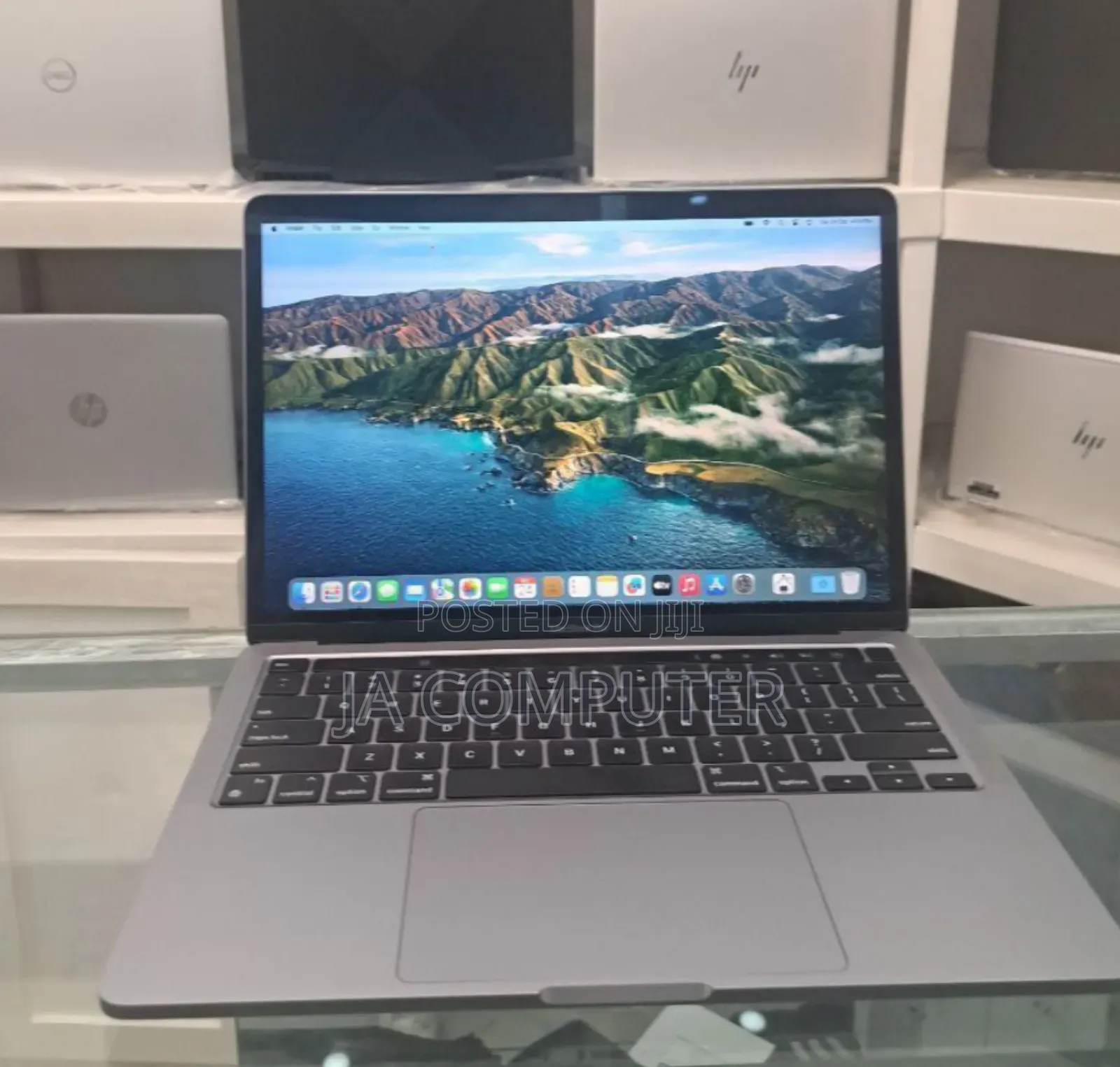 New Laptop Apple MacBook Pro 2019 8GB Intel Core I5 SSD 128GB