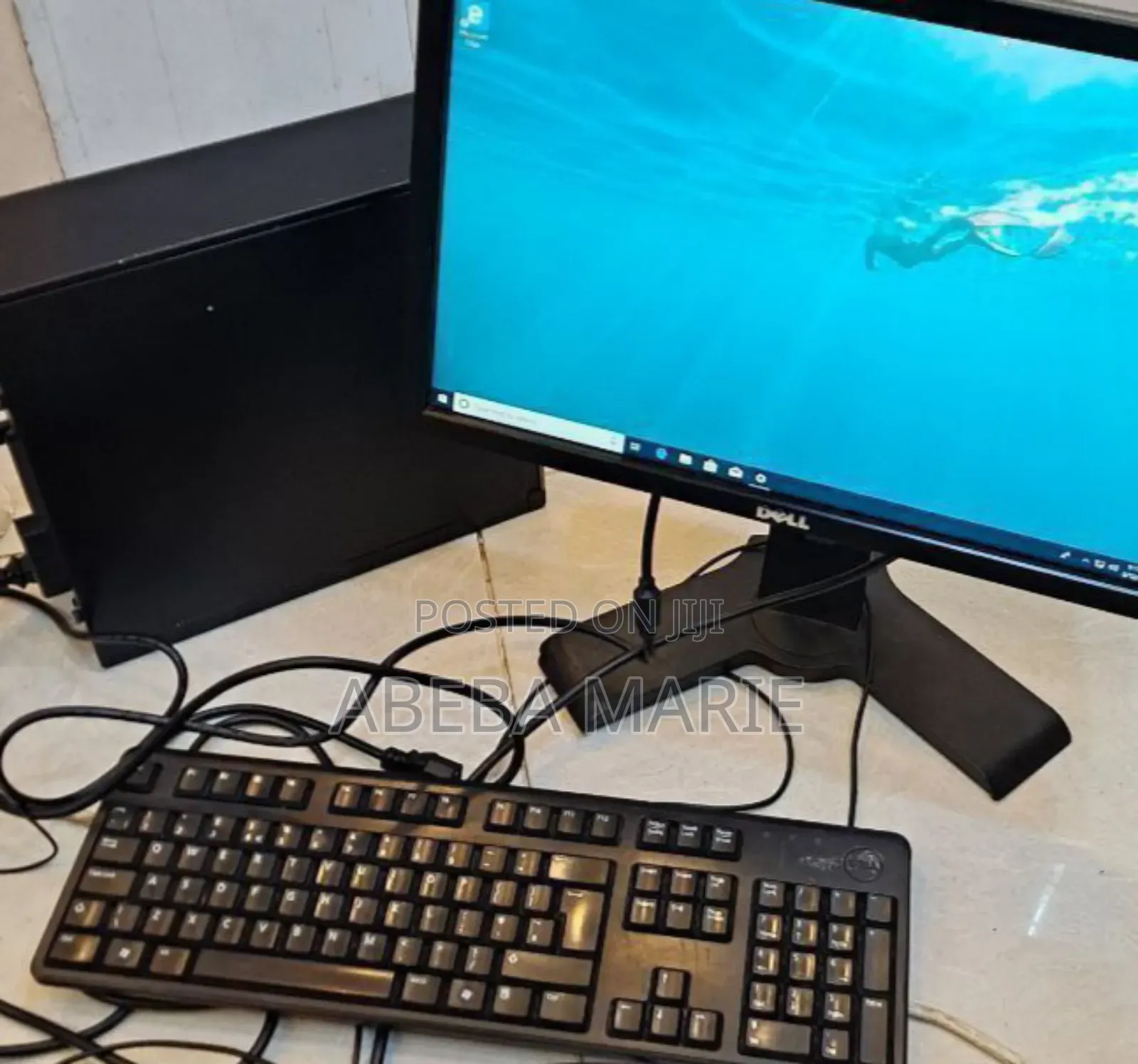 New Desktop Computer Lenovo ThinkCentre 22 4GB Intel Core I3 HDD 500GB