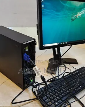 New Desktop Computer Lenovo ThinkCentre 22 4GB Intel Core I3 HDD 500GB