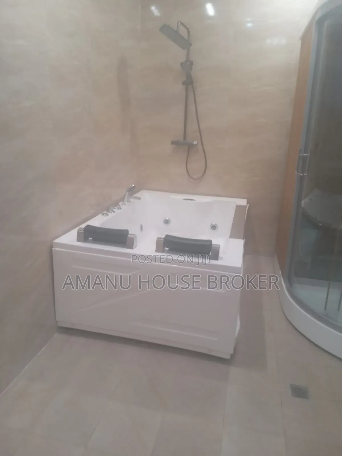 G+4 Building for Urgent Rent