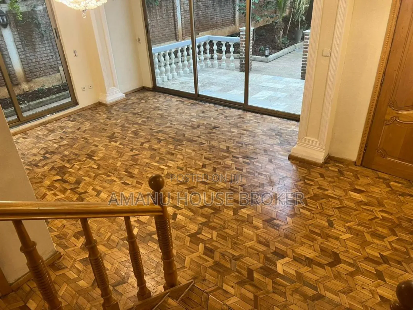7bdrm Townhouse / Terrace in Addis Abeba, Bole for rent