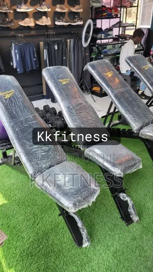 Photo - Reebok Bench Press