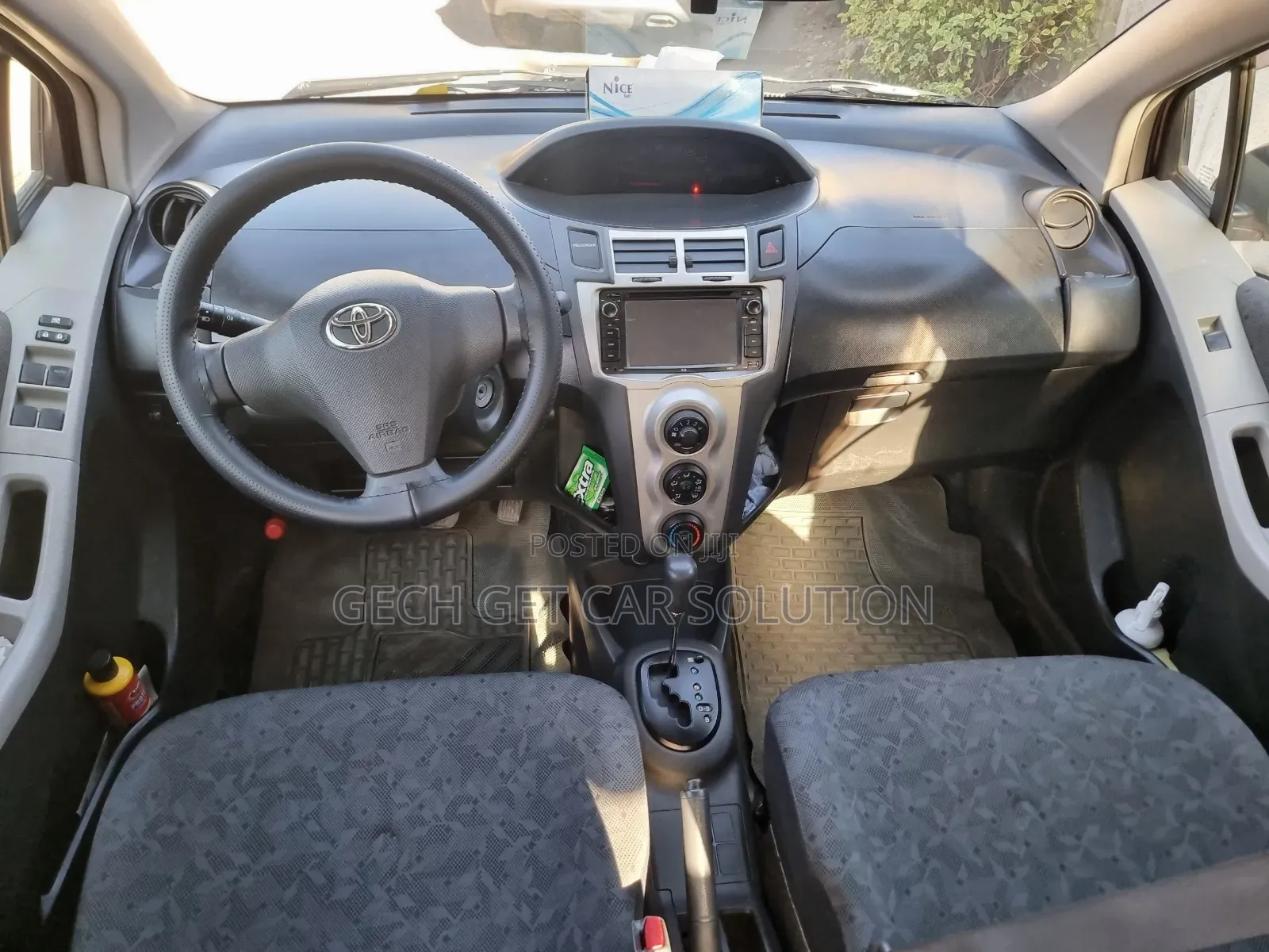 Toyota Yaris 2010 Burgundy