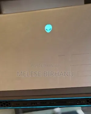 New Laptop Alienware M17x R2 32GB Intel Core I9 SSD 1T