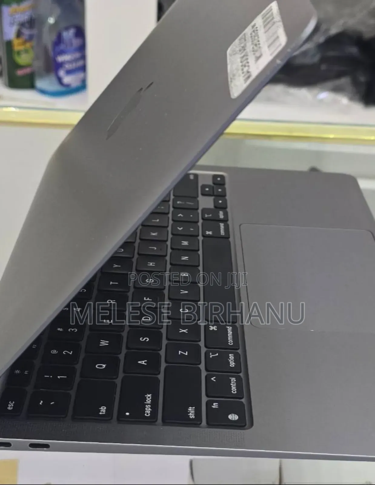 New Laptop Apple MacBook Air 2020 8GB Apple M1 SSD 256GB