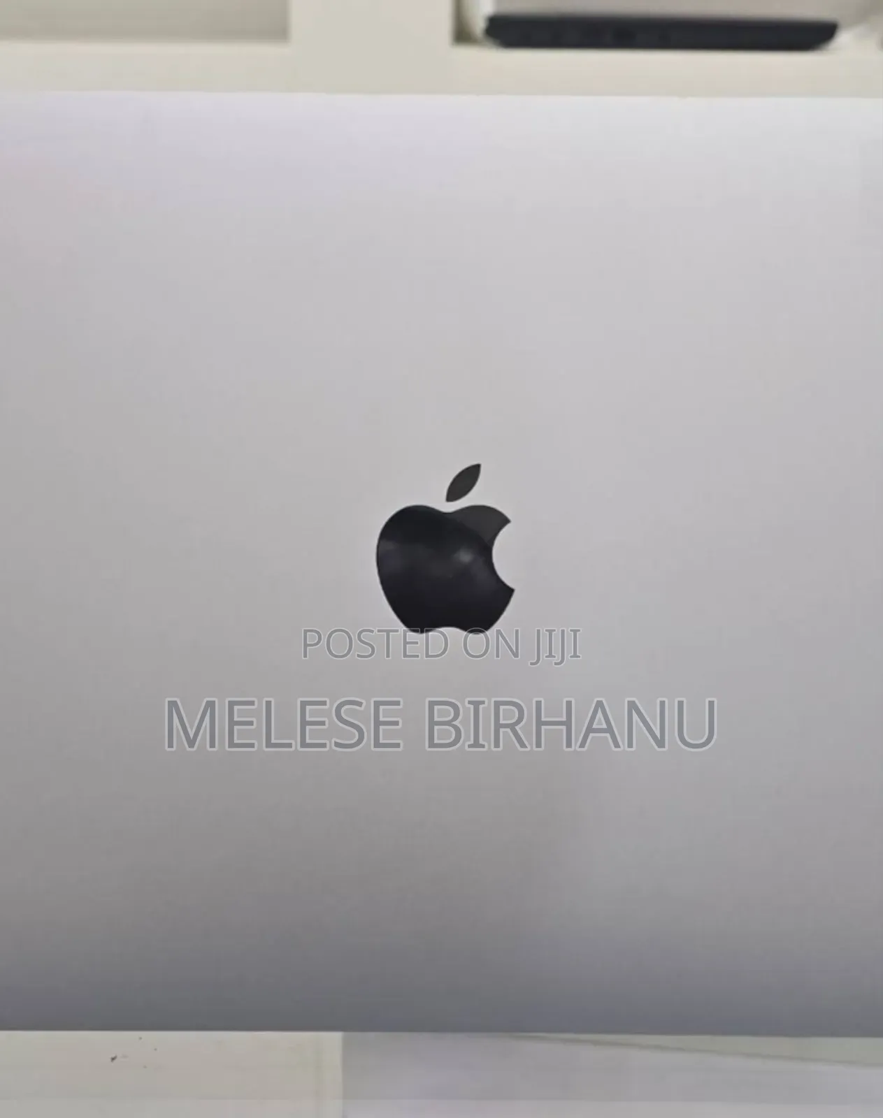 New Laptop Apple MacBook Air 2020 8GB Apple M1 SSD 256GB