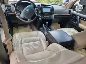 Photo - Toyota Land Cruiser 2009 Black