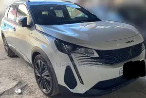 Peugeot 5008 2021 White