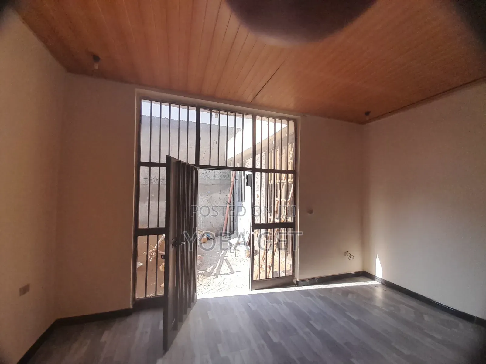 Furnished 3bdrm House in Yoba, Akaky Kaliti for sale