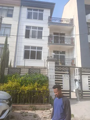 7bdrm Villa in Bole for rent
