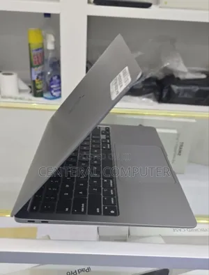 New Laptop Apple MacBook Air 2020 M1 8GB Apple M1 SSD 256GB