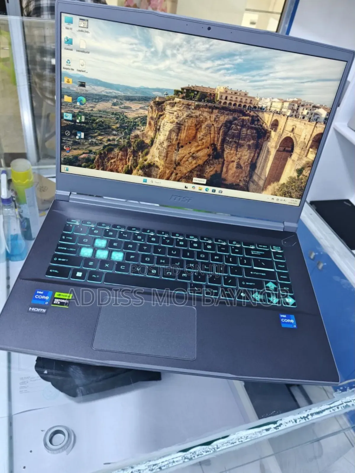 New Laptop MSI GF63 16GB Intel Core I7 SSD 512GB