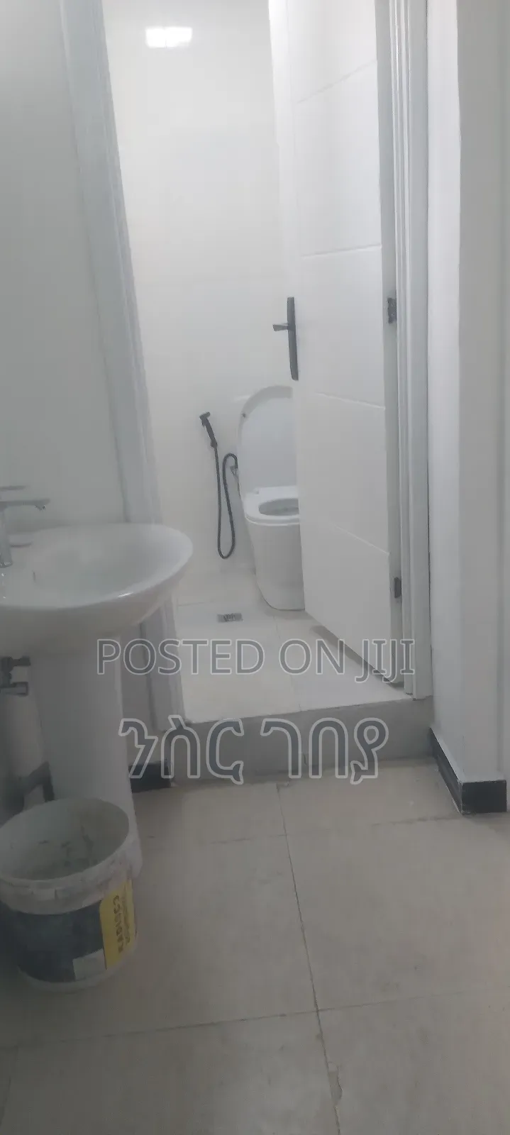 Furnished 3bdrm Condo in Ayat 49, 40/60, Yeka for rent