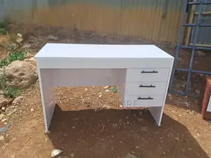 Photo - Quality Reading Table