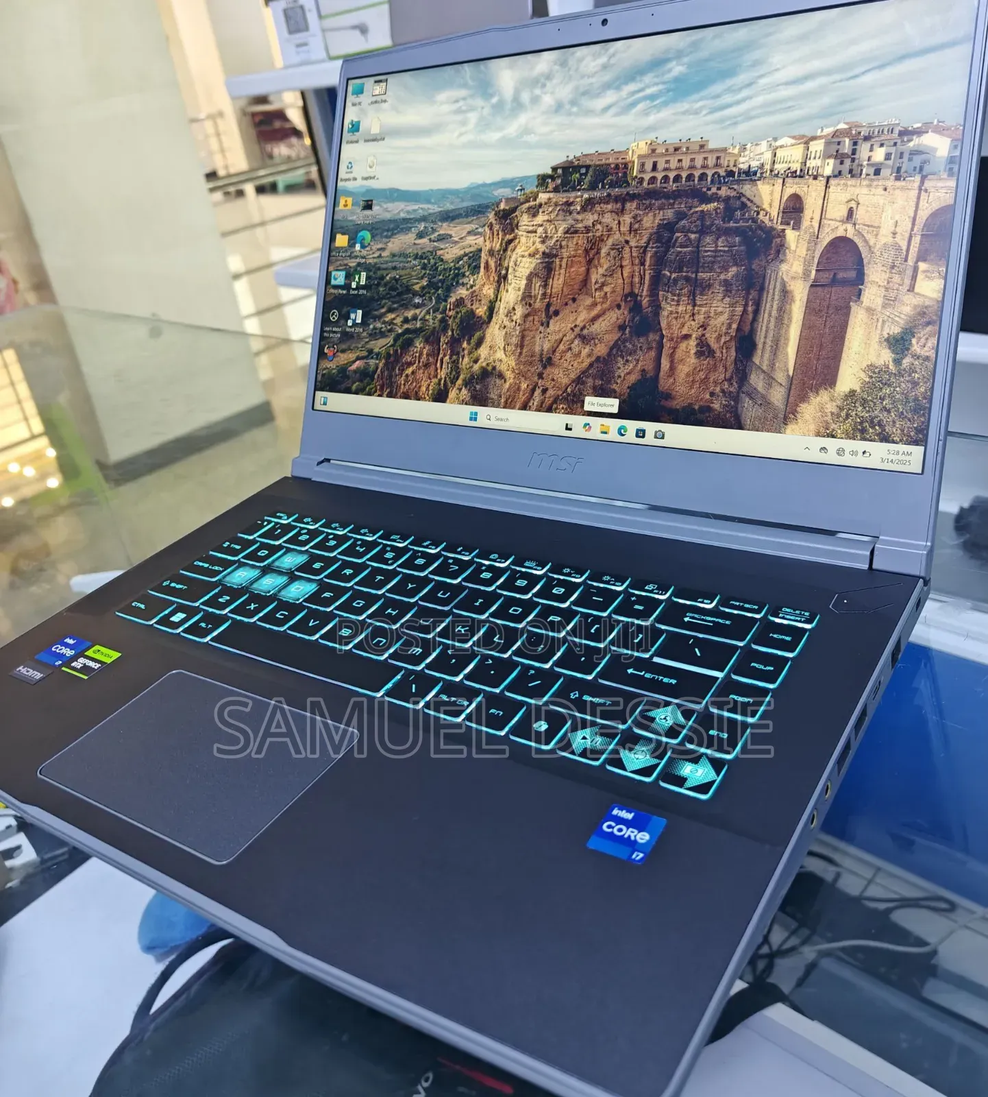 New Laptop MSI Katana 15 16GB Intel Core I7 SSD 1T