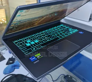 New Laptop MSI Katana 15 16GB Intel Core I7 SSD 1T