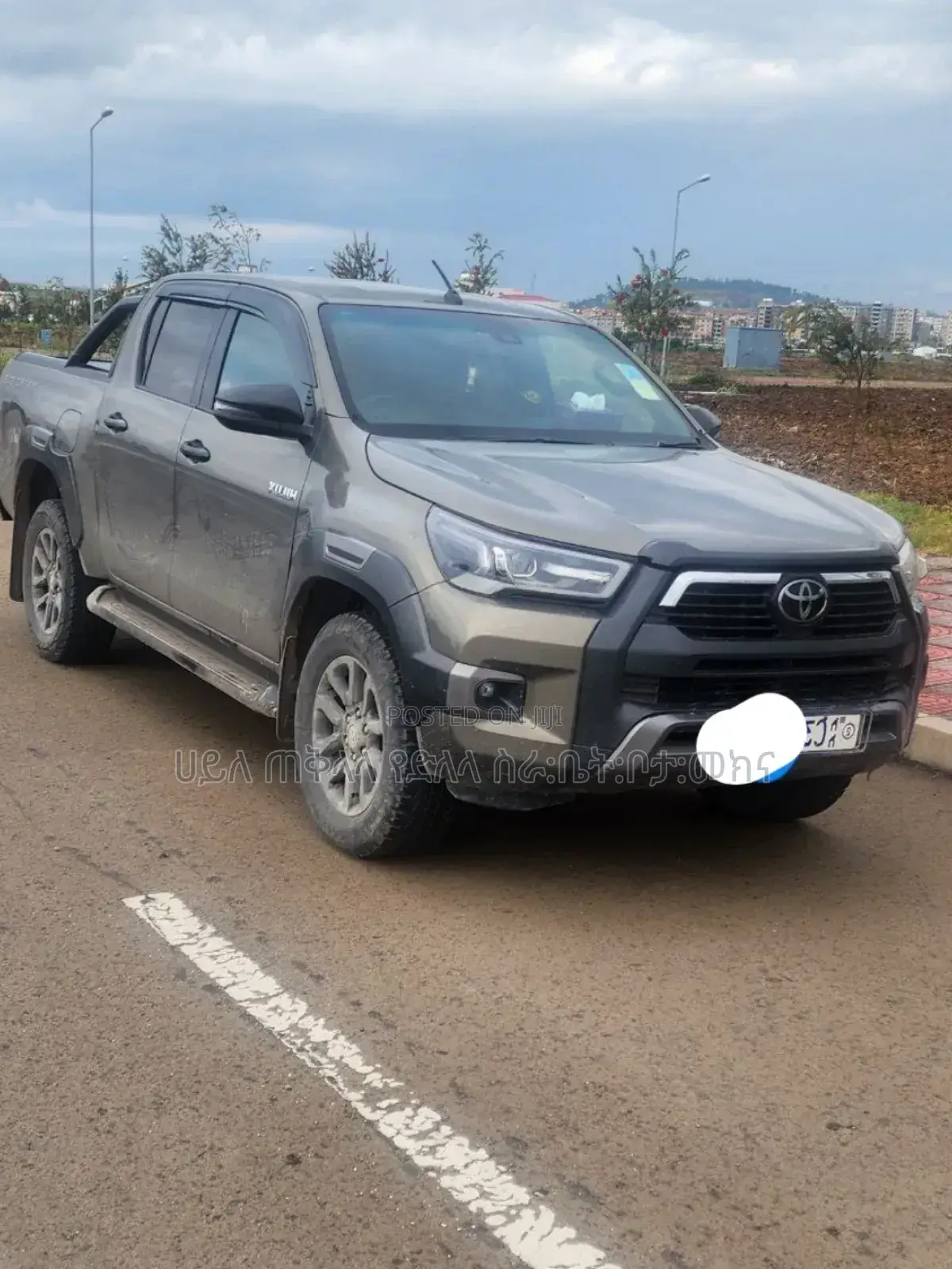 New Toyota Hilux 2022 Gray