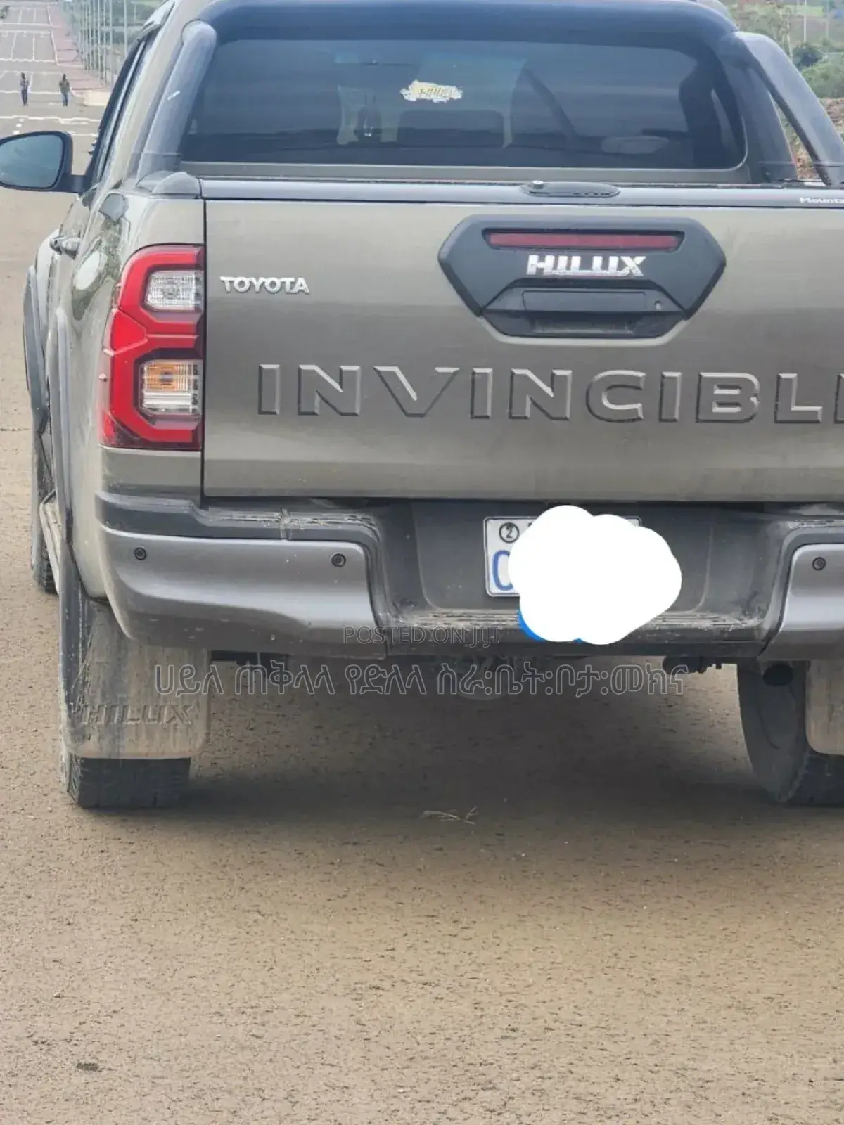 New Toyota Hilux 2022 Gray