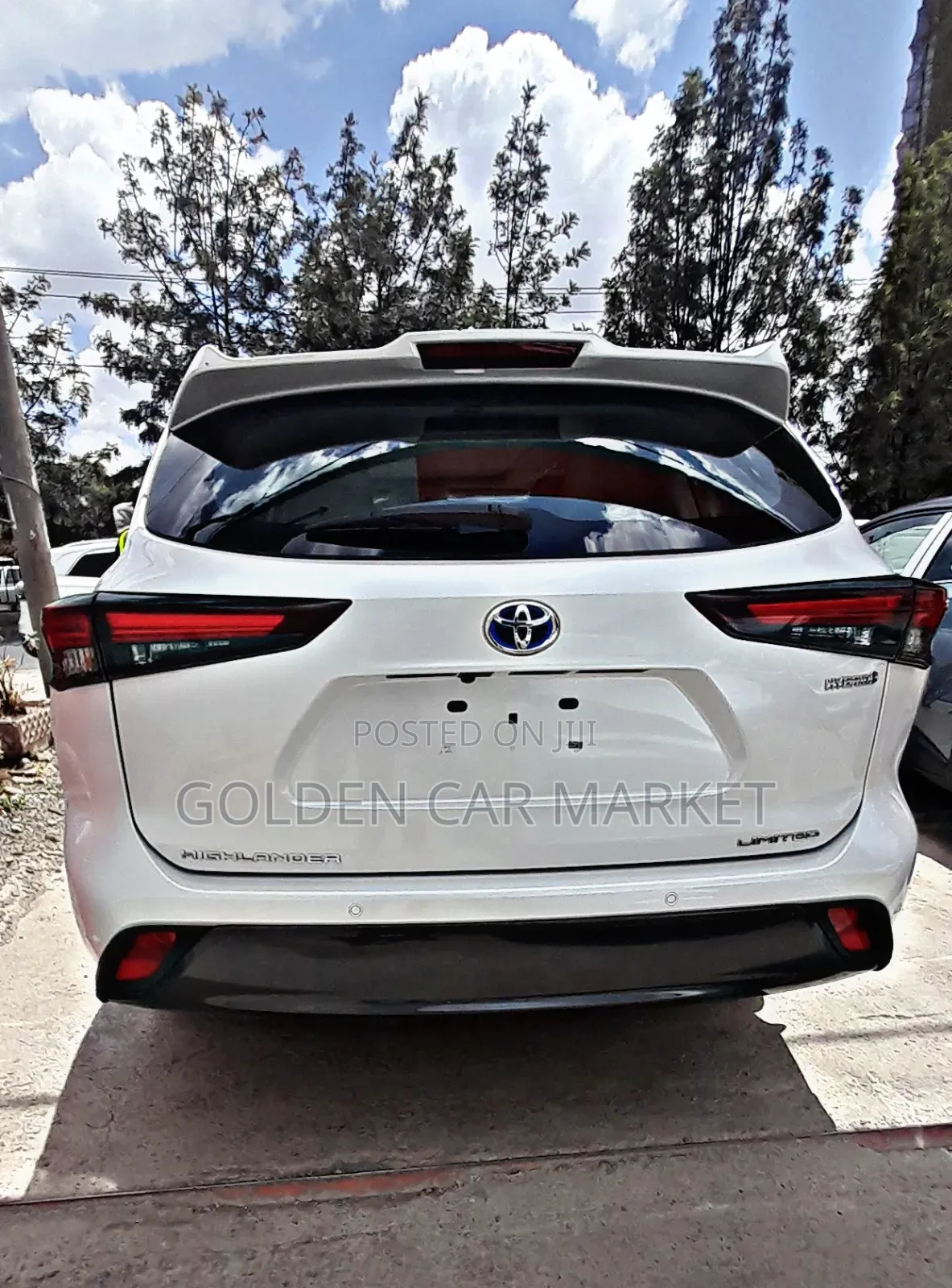 New Toyota Highlander Hybrid 2024 White