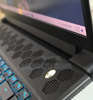 New Laptop Alienware M17x R2 32GB Intel Core I9 SSD 1T