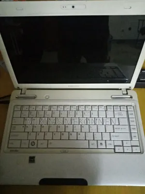 Laptop Toshiba Satellite C850 4GB Intel Core I5 HDD 500GB