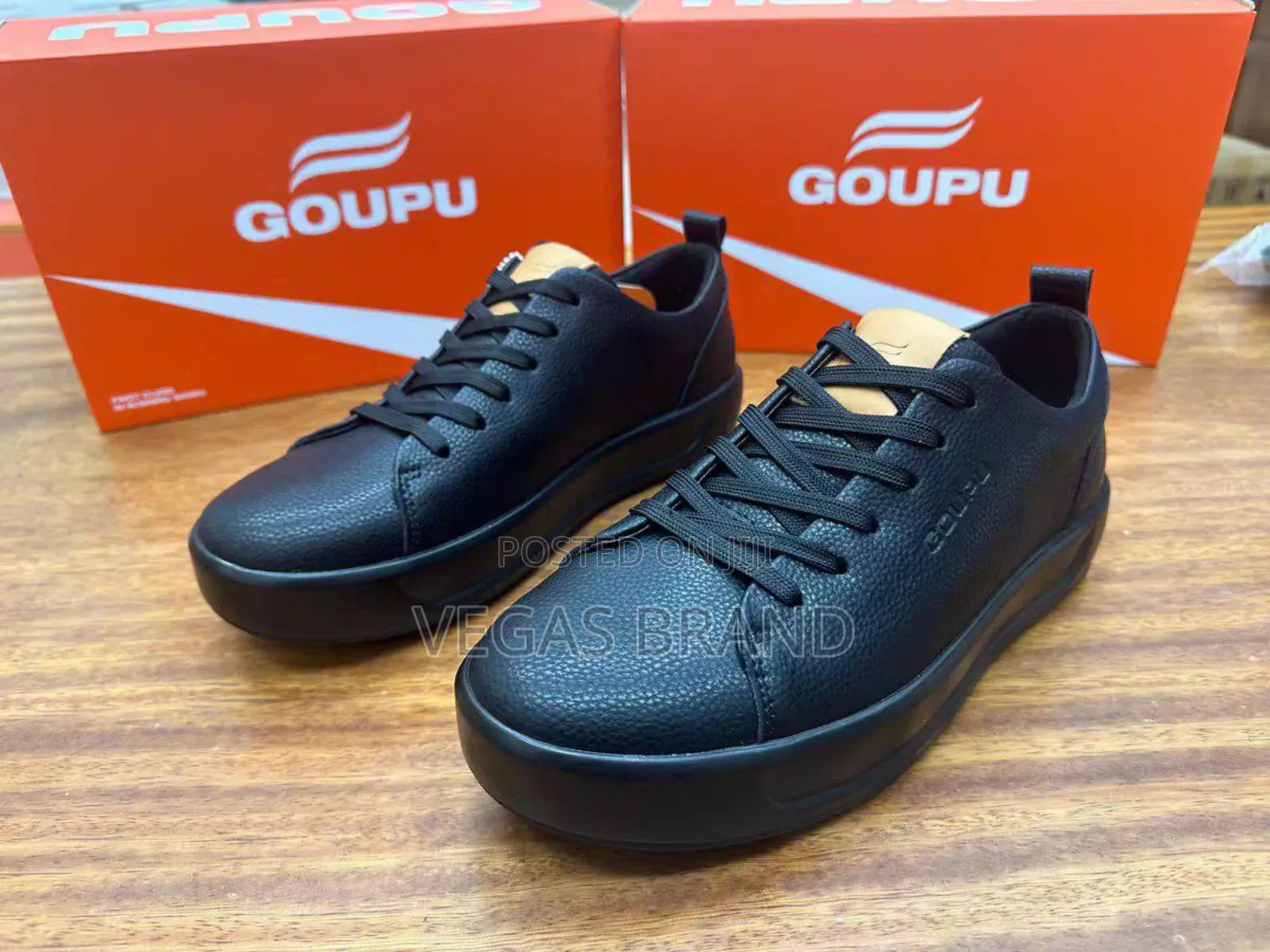 Goupu Men's Leather Black Master Quality Shoes