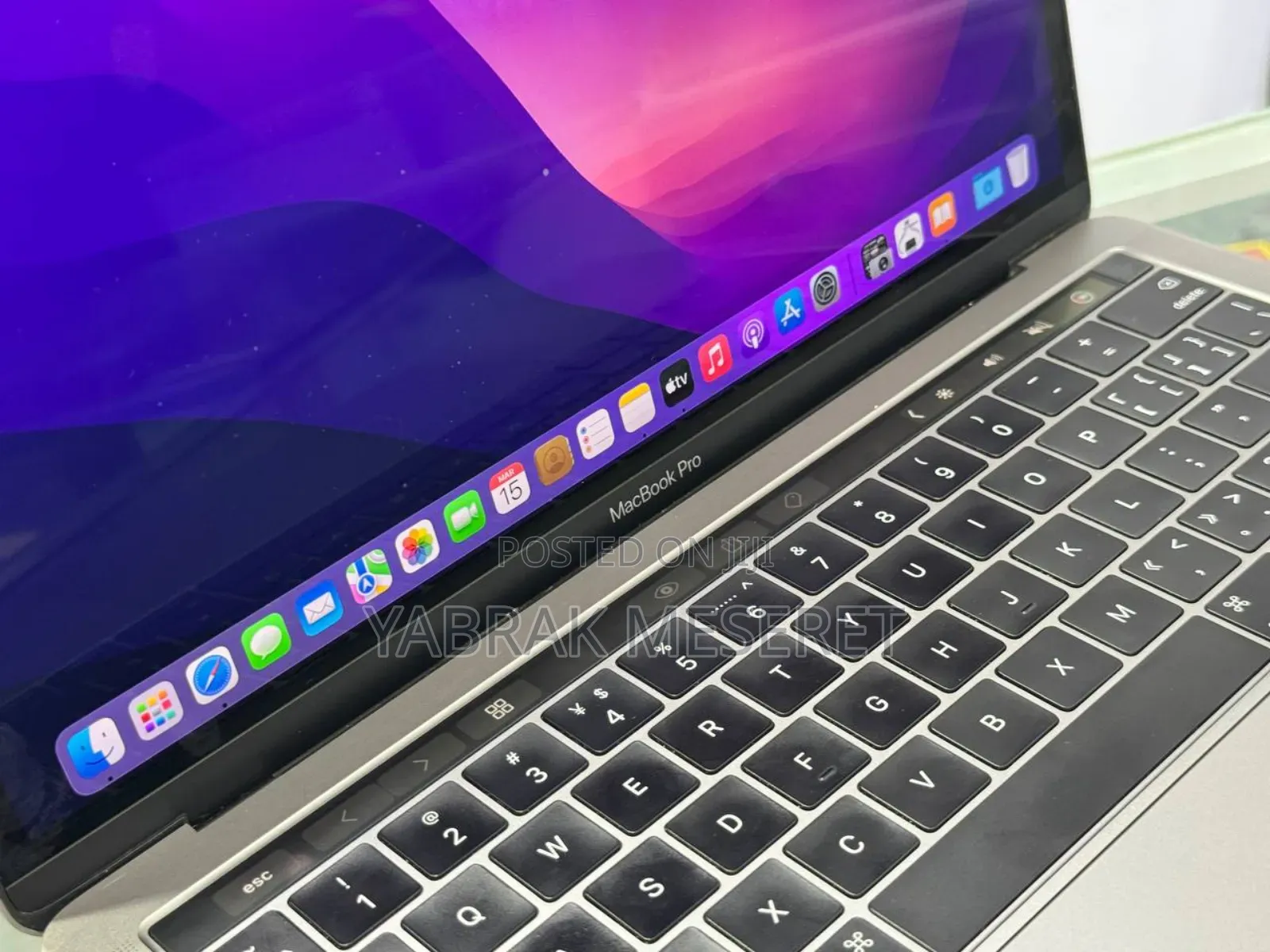 New Laptop Apple MacBook Pro 2016 8GB Intel Core I5 SSD 256GB