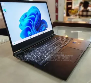 New Laptop HP Victus 16 16GB Intel Core i7 SSD 1T