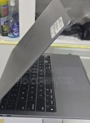 Photo - New Laptop Apple MacBook Air 2020 M1 8GB Apple M1 SSD 256GB