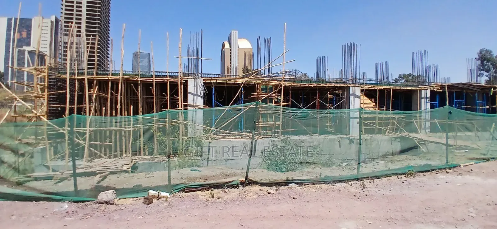 ለገሀር ላይ 21 ካሬ ሱቅ በ3 ሚሊየን ብር