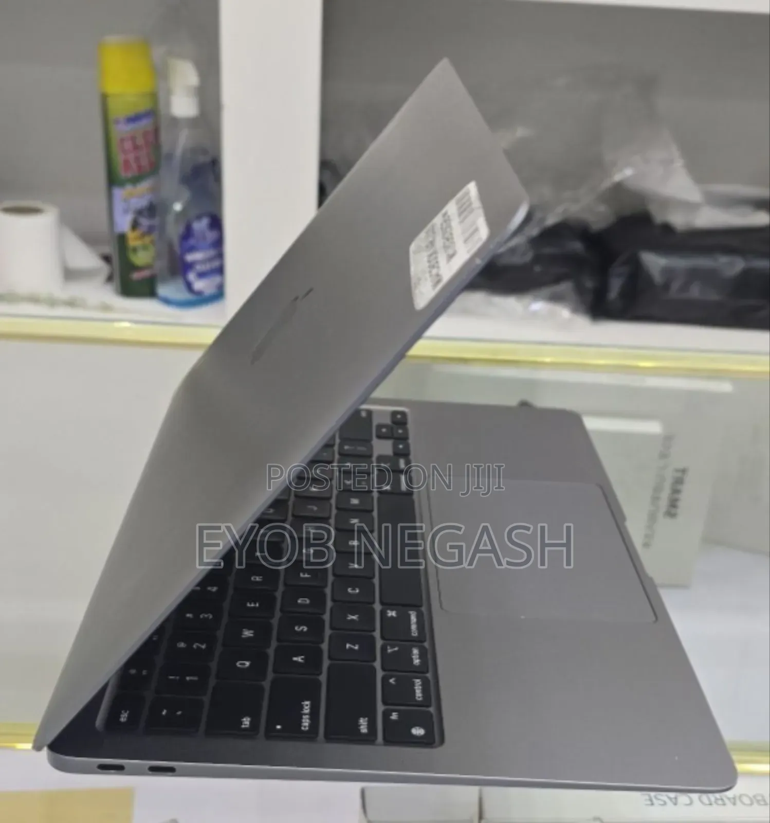 New Laptop Apple MacBook 8GB Apple M1 SSD 256GB