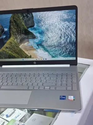 New Laptop HP Stream Notebook 16GB Intel Core I7 SSD 1T