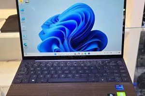 New Laptop HP Envy X2 16GB Intel Core I7 SSD 512GB